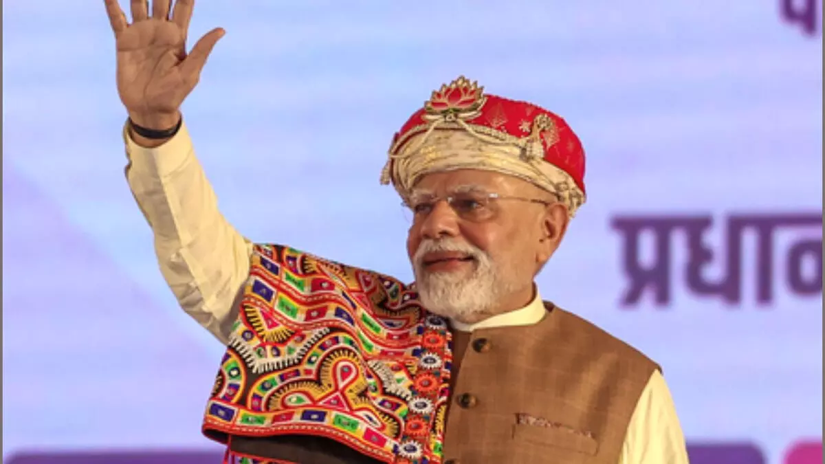 डिप्टी सीएम शिंदे ने पीएम मोदी को दी जन्मदिन की बधाई, पीयूष गोयल ने बताया रोल मॉडल डिप्टी सीएम शिंदे ने पीएम मोदी को दी जन्मदिन की बधाई, पीयूष गोयल ने बताया रोल मॉडल