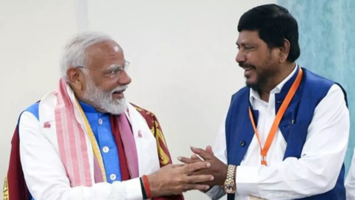 नरेंद्र मोदी 100 वर्ष तक सेवा करेंगे, अगले 10 वर्ष तक रहेंगे प्रधानमंत्री: रामदास आठवले