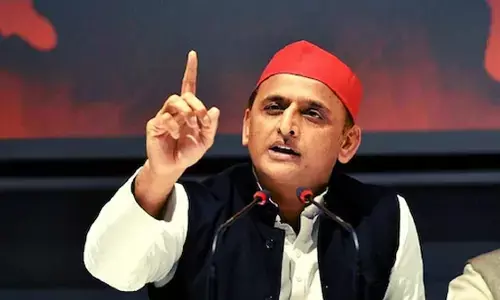 गोरखपुर छात्र हत्या पर अखिलेश यादव का हमला : भाजपा-पुलिस-तस्करों की मिलीभगत का नतीजा गोरखपुर छात्र हत्या पर अखिलेश यादव का हमला : भाजपा-पुलिस-तस्करों की मिलीभगत का नतीजा