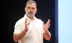 जब नागरिक साफ हवा की मांग करते हैं तो उनके साथ अपराधी की तरह पेश आती है सरकार : राहुल गांधी जब नागरिक साफ हवा की मांग करते हैं तो उनके साथ अपराधी की तरह पेश आती है सरकार : राहुल गांधी