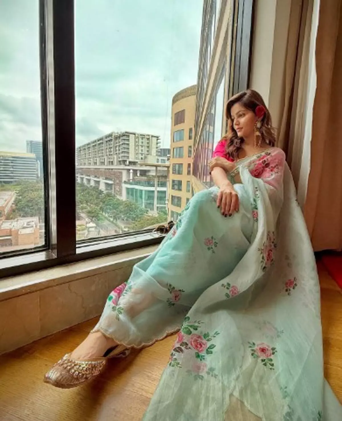 31वीं नेशनल कॉन्फ्रेंस में शामिल हुईं रुबीना दिलैक, खूबसूरती और समझदारी से जीता दिल