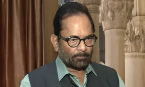 राहुल गांधी को ‘हार का हिस्ट्रीशीटर’ बताकर नकवी का तीखा हमला