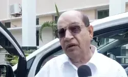 राहुल के मुद्दे बहुत गंभीर, इन्हें नजरअंदाज नहीं किया जा सकता, गोवा फॉरवर्ड पार्टी ने राहुल गांधी के आरोपों का किया समर्थन राहुल के मुद्दे बहुत गंभीर, इन्हें नजरअंदाज नहीं किया जा सकता, गोवा फॉरवर्ड पार्टी ने राहुल गांधी के आरोपों का किया समर्थन