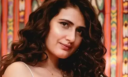 फातिमा सना शेख ने सोशल मीडिया पर फैंस से हिंदी फिल्मों के बारे में मांगे सुझाव फातिमा सना शेख ने सोशल मीडिया पर फैंस से हिंदी फिल्मों के बारे में मांगे सुझाव