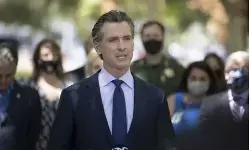 कैलिफोर्निया : प्रवासियों की सुरक्षा के लिए कई कानूनों पर हस्ताक्षर , नो सीक्रेट पुलिस एक्ट भी शामिल