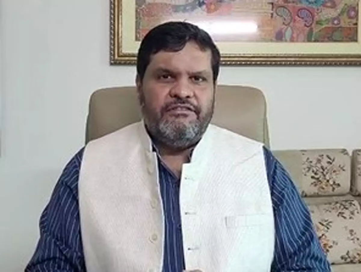 हलफनामे मांगने पर राहुल गांधी विदेश भाग जाते हैं : गौरव वल्लभ हलफनामे मांगने पर राहुल गांधी विदेश भाग जाते हैं : गौरव वल्लभ