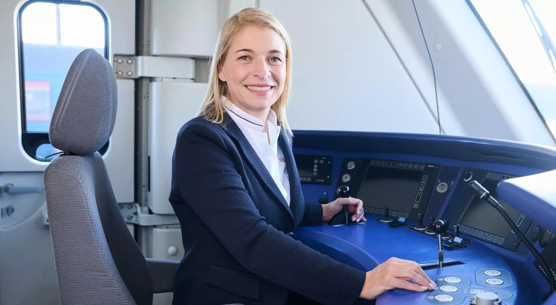 जर्मनी के राष्ट्रीय रेलवे को मिलेगी पहली महिला सीईओ जर्मनी के राष्ट्रीय रेलवे को मिलेगी पहली महिला सीईओ