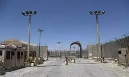 अफगानिस्तान ने बगराम को सौंपने की ट्रंप की मांग ठुकराई, रक्षा मंत्री बोले-20 साल तक लड़ने को तैयार अफगानिस्तान ने बगराम को सौंपने की ट्रंप की मांग ठुकराई, रक्षा मंत्री बोले-20 साल तक लड़ने को तैयार