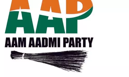 आम आदमी पार्टी ने मोदी सरकार पर साधा निशाना, कहा- जनता सालों से भुगत रही, पर विकास के दावे सिर्फ़ मंचों तक सीमित