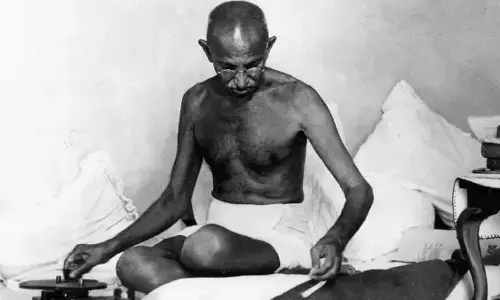 गांधीजी की लंगोटी : सादगी से स्वराज तक