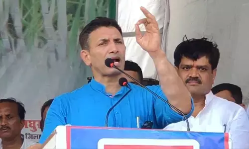 मोदी जान गए, राहुल गांधी जिस विज़न से बात करते थे, वाे सही थी- जीएसटी पर बोले जीतू पटवारी मोदी जान गए, राहुल गांधी जिस विज़न से बात करते थे, वाे सही थी- जीएसटी पर बोले जीतू पटवारी