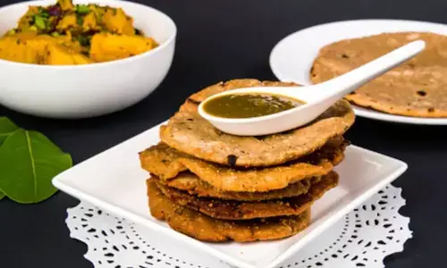 उपवास के भोजन को मिलेनियल्स और जेन जी मॉडर्न फ्यूजन डिशेज में बदल रहे, स्वाद और सेहत का हुआ नया संगम उपवास के भोजन को मिलेनियल्स और जेन जी मॉडर्न फ्यूजन डिशेज में बदल रहे, स्वाद और सेहत का हुआ नया संगम