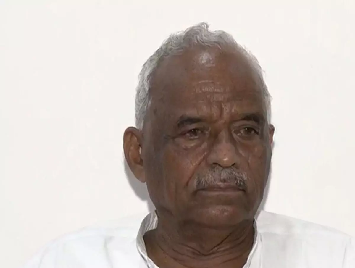 ‘हमें न बताएं कब क्या खाना है’, सीपीआई (एम) सांसद अमराराम का भाजपा पर तंज ‘हमें न बताएं कब क्या खाना है’, सीपीआई (एम) सांसद अमराराम का भाजपा पर तंज