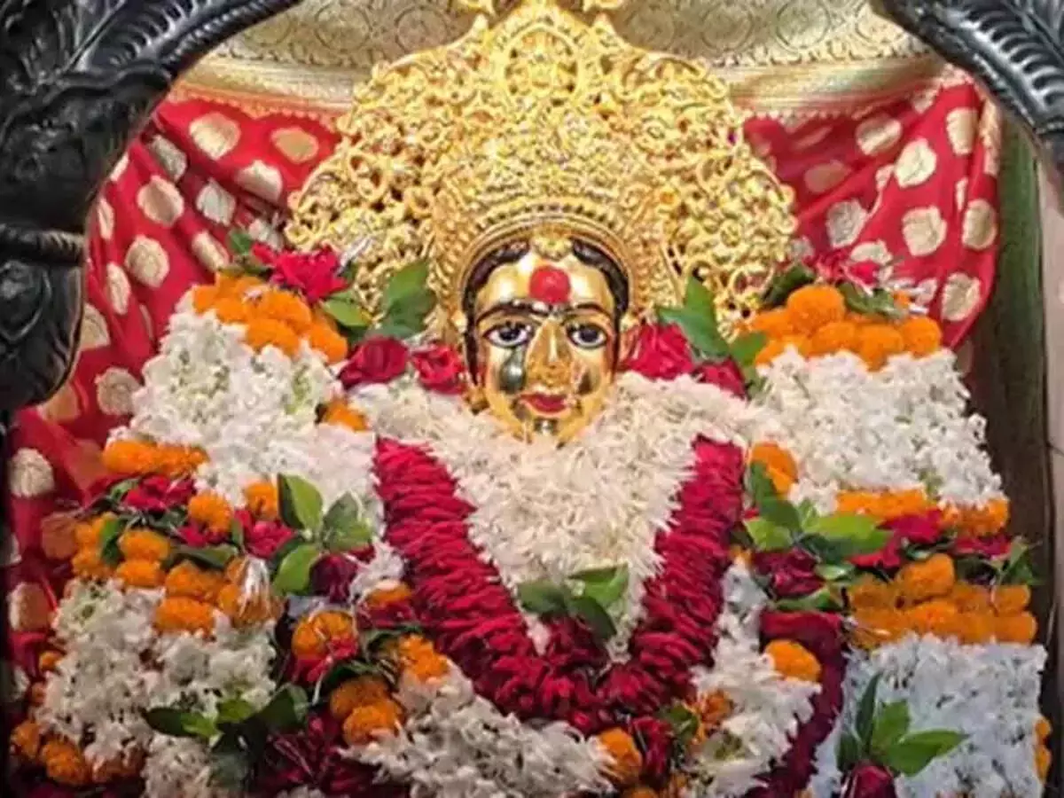 नवरात्रि 2025: मां ब्रह्मचारिणी की आराधना से खुलते हैं सुख-समृद्धि के द्वार, जानें खास महत्व