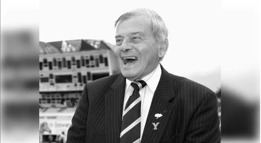 इंग्लैंड : महान अंपायर डिकी बर्ड का निधन, 92 वर्ष की आयु में ली अंतिम सांस इंग्लैंड : महान अंपायर डिकी बर्ड का निधन, 92 वर्ष की आयु में ली अंतिम सांस