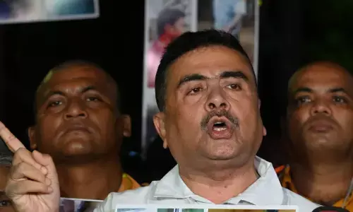 शुभेंदु अधिकारी ने मृतक संजय भौमिक के परिजनों से की मुलाकात, ममता सरकार पर बोला हमला