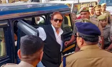 23 महीने बाद जेल से बाहर आये आजम खान, जिला प्रशासन ने सुरक्षा के किए कड़े इंतजाम