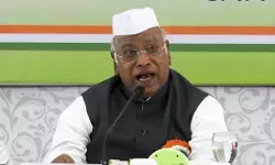 नीतीश कुमार को भाजपा ने मानसिक रूप से सेवानिवृत्त कर दिया है, वह अब उन्हें बोझ मानने लगी है- मल्लिकार्जुन खरगे