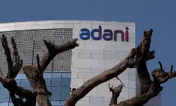 भारत: अडानी से जुड़ा कंटेंट हटाने का आदेश अभिव्यक्ति की स्वतंत्रता के लिए बन सकता है खतरा
