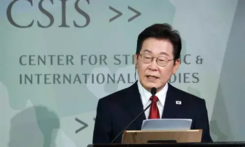 दक्षिण कोरियाई राष्ट्रपति को उम्मीद, अमेरिका के साथ व्यापार वार्ता में निकलेगा उचित समाधान दक्षिण कोरियाई राष्ट्रपति को उम्मीद, अमेरिका के साथ व्यापार वार्ता में निकलेगा उचित समाधान