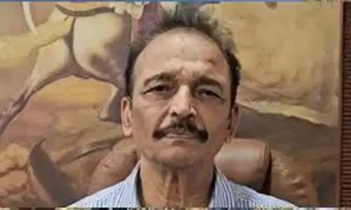 शाहरुख को राष्ट्रीय पुरस्कार पर सियासी विवाद, कांग्रेस नेता ने उठाए सवाल शाहरुख को राष्ट्रीय पुरस्कार पर सियासी विवाद, कांग्रेस नेता ने उठाए सवाल