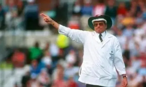 अंपायर डिकी बर्ड के निधन पर आईसीसी अध्यक्ष जय शाह ने शोक जताया अंपायर डिकी बर्ड के निधन पर आईसीसी अध्यक्ष जय शाह ने शोक जताया