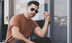 हॉट अवतार में वरुण धवन का फिल्म प्रमोशन, इंस्टाग्राम पर शेयर की इंडियन अटायर फोटोज हॉट अवतार में वरुण धवन का फिल्म प्रमोशन, इंस्टाग्राम पर शेयर की इंडियन अटायर फोटोज