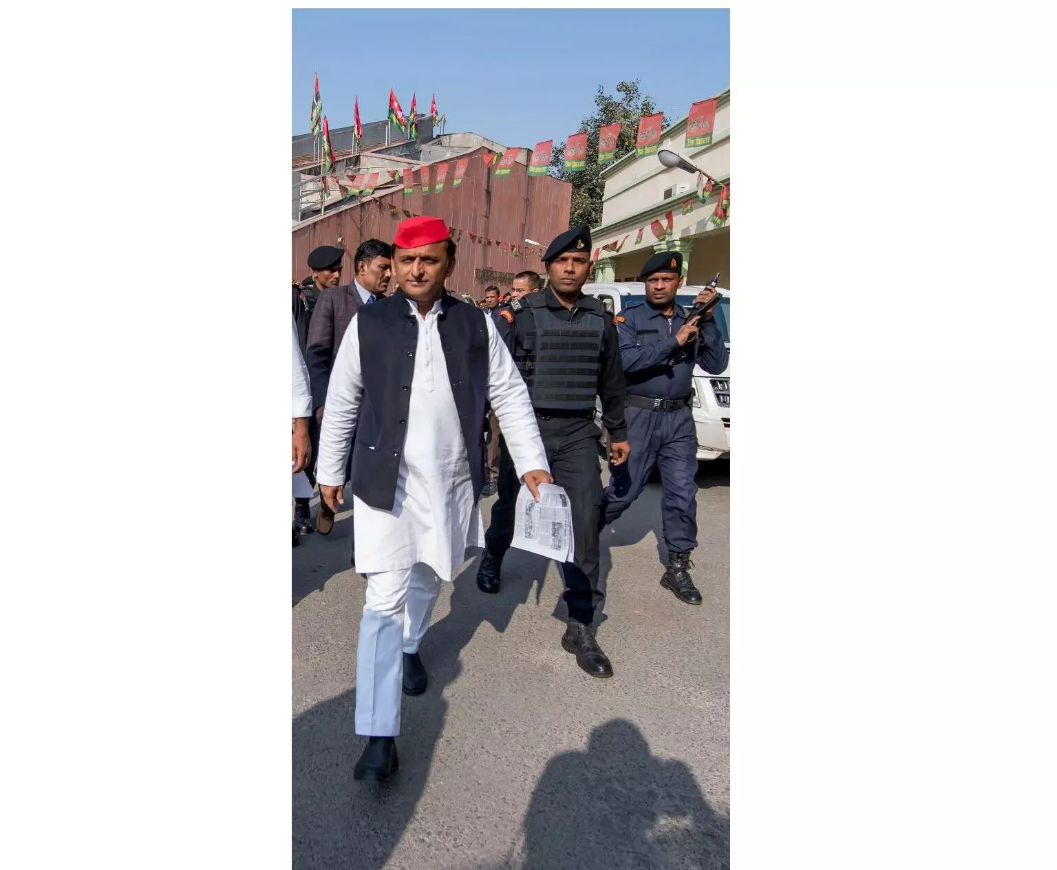 अखिलेश यादव 8 अक्टूबर को आजम खान से मिलने रामपुर जायेंगे