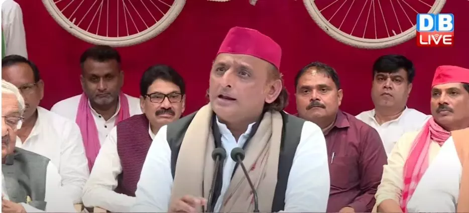 अखिलेश ने जीएसटी रिफॉर्म  को लेकर बीजेपी पर लगाया आरोप, कहा - ये सरकार का दिखावटी कदम, नहीं मिलेगा जनता को कोई फायदा