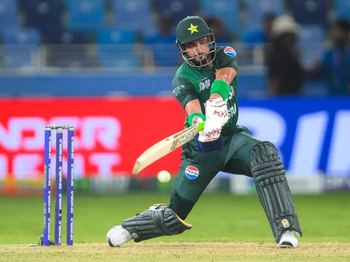 एशिया कप : बांग्लादेश ने पाकिस्तान के खिलाफ टॉस जीत चुनी गेंदबाजी, देखें दोनों टीमों की प्लेइंग इलेवन एशिया कप : बांग्लादेश ने पाकिस्तान के खिलाफ टॉस जीत चुनी गेंदबाजी, देखें दोनों टीमों की प्लेइंग इलेवन