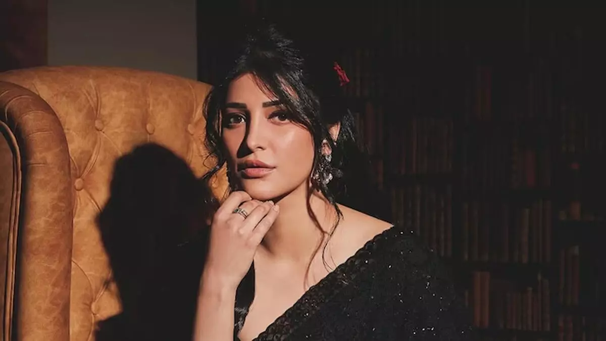 श्रुति हासन ने गायिकी के प्रति जताया प्यार, पोस्ट किया वीडियो