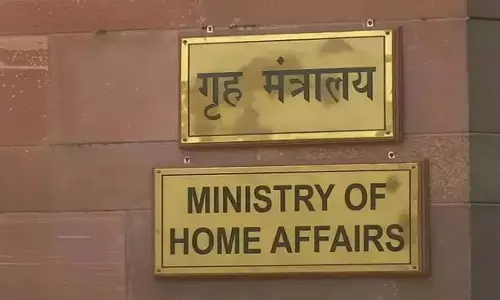 सोनम वांगचुक के खिलाफ कार्रवाई, केंद्रीय गृह मंत्रालय ने एसईसीएमओएल के एफसीआरए लाइसेंस को किया रद्द सोनम वांगचुक के खिलाफ कार्रवाई, केंद्रीय गृह मंत्रालय ने एसईसीएमओएल के एफसीआरए लाइसेंस को किया रद्द