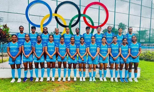 भारतीय जूनियर महिला हॉकी टीम को ऑस्ट्रेलिया अंडर-21 टीम ने 2-3 से हराया भारतीय जूनियर महिला हॉकी टीम को ऑस्ट्रेलिया अंडर-21 टीम ने 2-3 से हराया