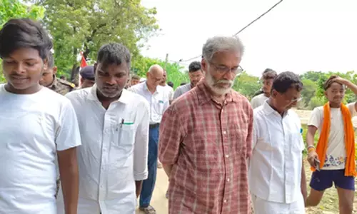 भोजपुर में बाढ़ पीड़ितों से मिले दीपंकर भट्टाचार्य, सरकार पर लापरवाही का आरोप