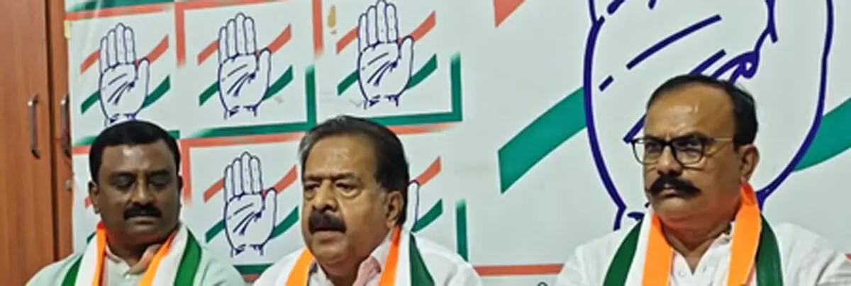 डबल इंजन की सरकार बाढ़ प्रभावित किसानों की कर रही अनदेखी : रमेश चेन्नीथला