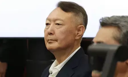 दक्षिण कोरिया के पूर्व राष्ट्रपति यून सूक येओल विद्रोह के मुकदमे में नहीं हो रहे शामिल, कोर्ट ने कहा- अनुपस्थिति में भी जारी रहेगा मुकदमा दक्षिण कोरिया के पूर्व राष्ट्रपति यून सूक येओल विद्रोह के मुकदमे में नहीं हो रहे शामिल, कोर्ट ने कहा- अनुपस्थिति में भी जारी रहेगा मुकदमा