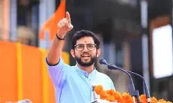 महाराष्ट्र में बाढ़ पर तुरंत राहत पैकेज की जरूरत : आदित्य ठाकरे