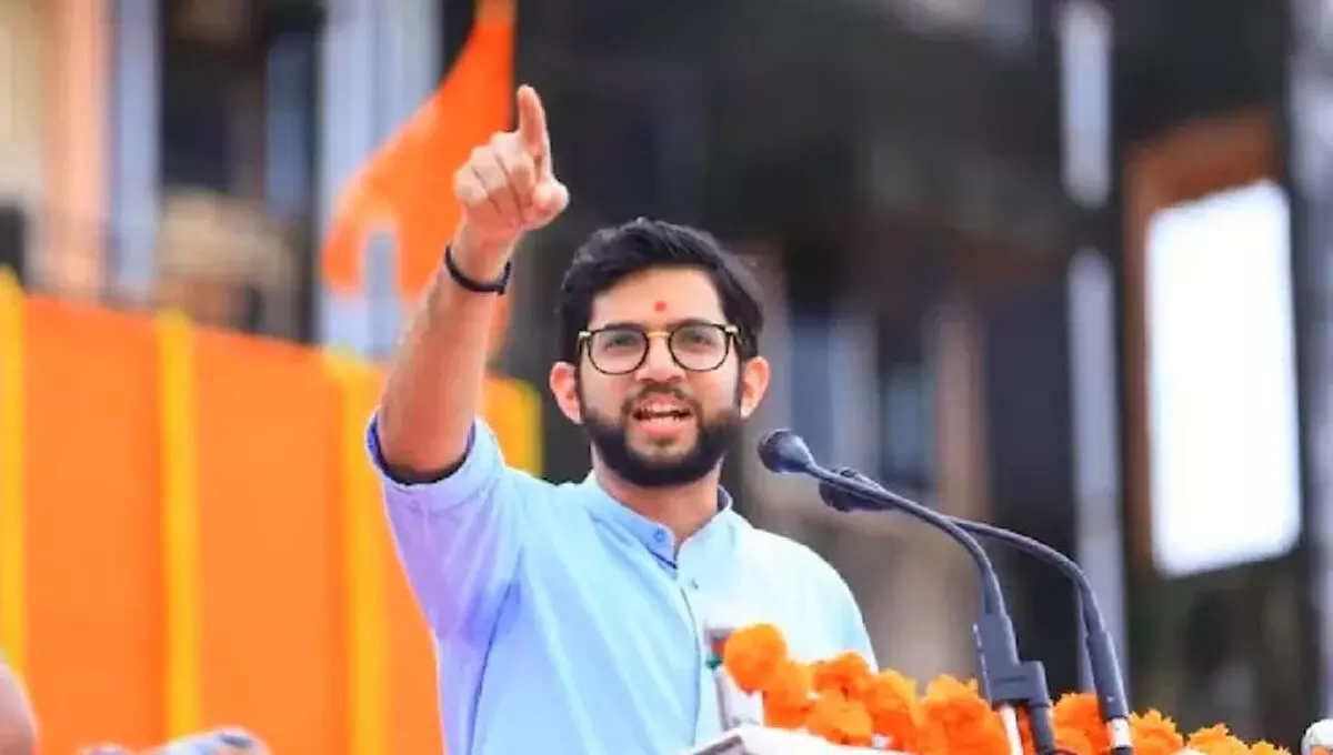 महाराष्ट्र में बाढ़ पर तुरंत राहत पैकेज की जरूरत : आदित्य ठाकरे