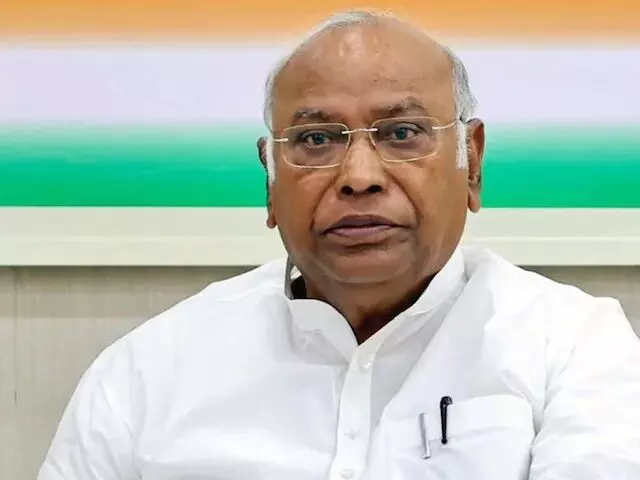 मल्लिकार्जुन खरगे की अचानक बिगड़ी तबियत, बेंगलुरु के एमएस रामैया अस्पताल में भर्ती