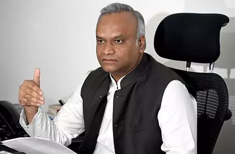 मल्लिकार्जुन खरगे की सेहत के बारे में उनके बेटे प्रियांक ने दी जानकारी, बताया- अब हालत स्थिर, डॉक्टरों ने पेसमेकर लगवाने की दी सलाह