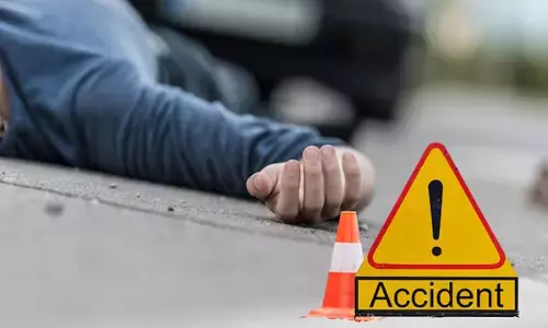 तेज रफ्तार का कहर : मुजफ्फरनगर में ट्रक से टकराई कार, 6 लोगों की मौत