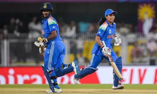 महिला वनडे विश्व कप : अमनजोत कौर , दीप्ति शर्मा का अर्धशतक, भारत ने श्रीलंका को दिया 270 रन का लक्ष्य