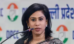 अगर इतनी हिम्मत थी तो एशिया कप पाकिस्तान के साथ क्यों खेला : शमा मोहम्मद