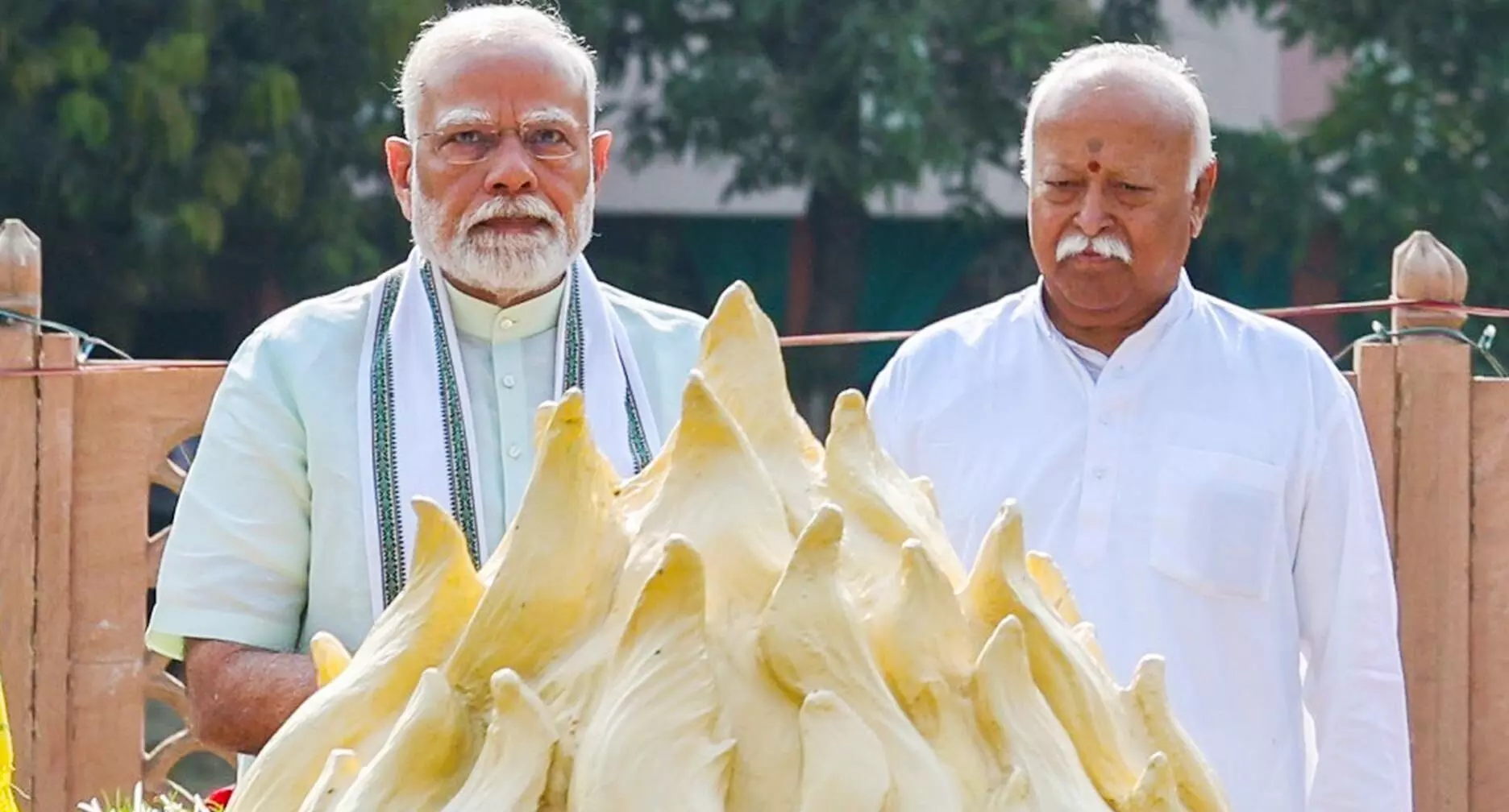 आरएसएस के 100 साल: सबसे बड़ा सवाल, यह कैसा संगठन है आरएसएस के 100 साल: सबसे बड़ा सवाल, यह कैसा संगठन है