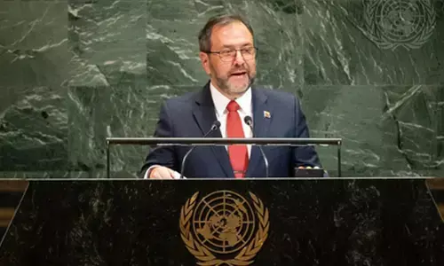 अमेरिकी विमानों की घुसपैठ से भन्नाया वेनेजुएला, बोला-ऐसी गलती मत करो