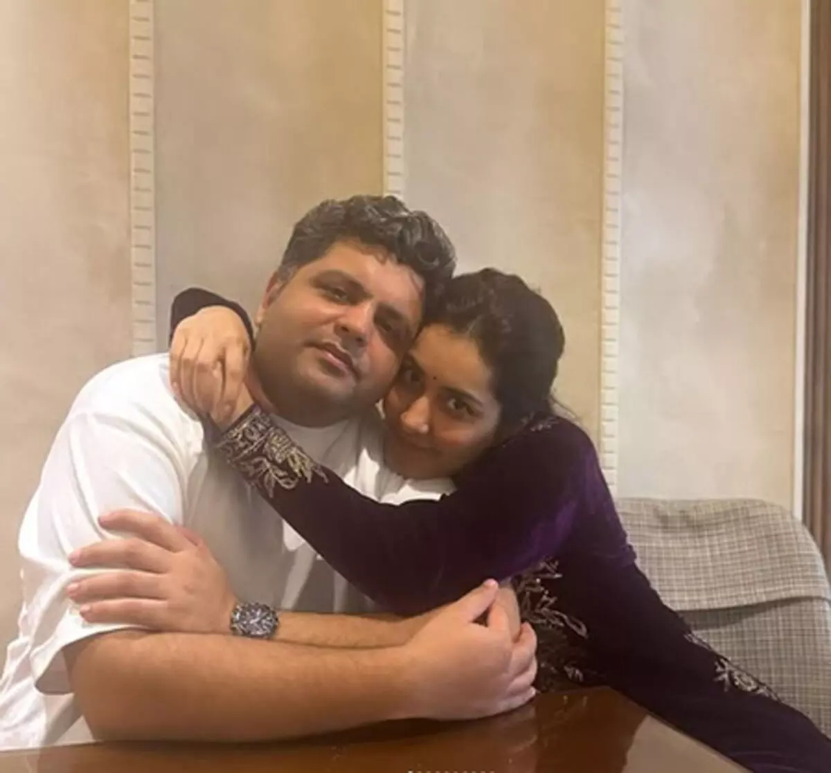 राशि खन्ना ने साझा किया परिवार के साथ बिताए पलों का महत्व