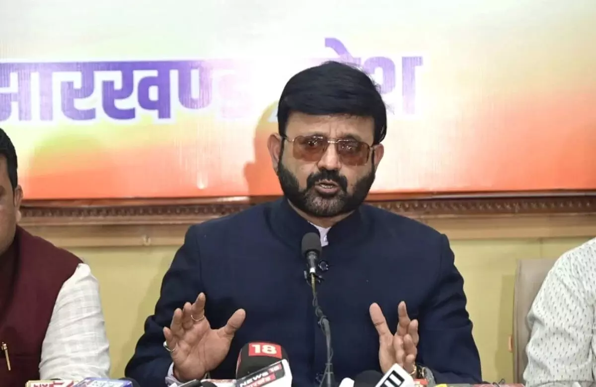 आरएसएस पर सवाल उठाना शिवसेना को शोभा नहीं देता : प्रतुल शाहदेव