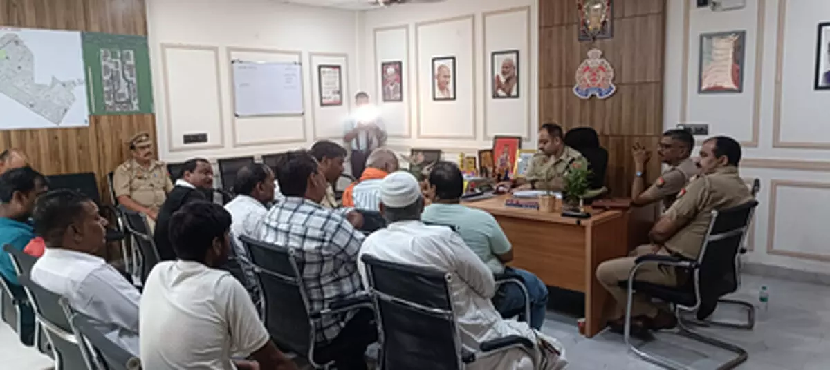 नोएडा पुलिस कमिश्नरेट ने ऑपरेशन क्लीन-2 के तहत 4,775 लावारिस और सीज वाहनों का किया निस्तारण