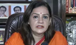 बिहार में विकास का ढोल पीटने वाली पार्टी से जनता पूछ रही है कि विकास कहां है : प्रियंका चतुर्वेदी बिहार में विकास का ढोल पीटने वाली पार्टी से जनता पूछ रही है कि विकास कहां है : प्रियंका चतुर्वेदी