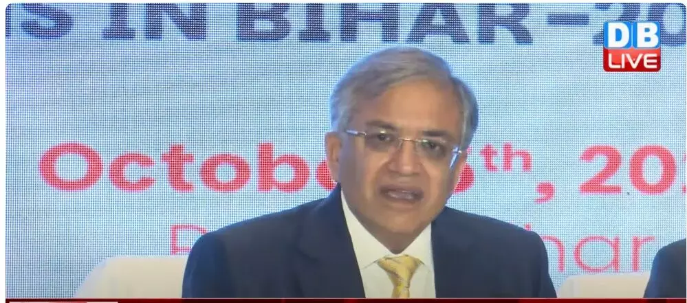 बिहार विधानसभा चुनाव में एक मतदान केंद्र में 1,200 से अधिक मतदाता नहीं होंगे : सीईसी ज्ञानेश कुमार बिहार विधानसभा चुनाव में एक मतदान केंद्र में 1,200 से अधिक मतदाता नहीं होंगे : सीईसी ज्ञानेश कुमार